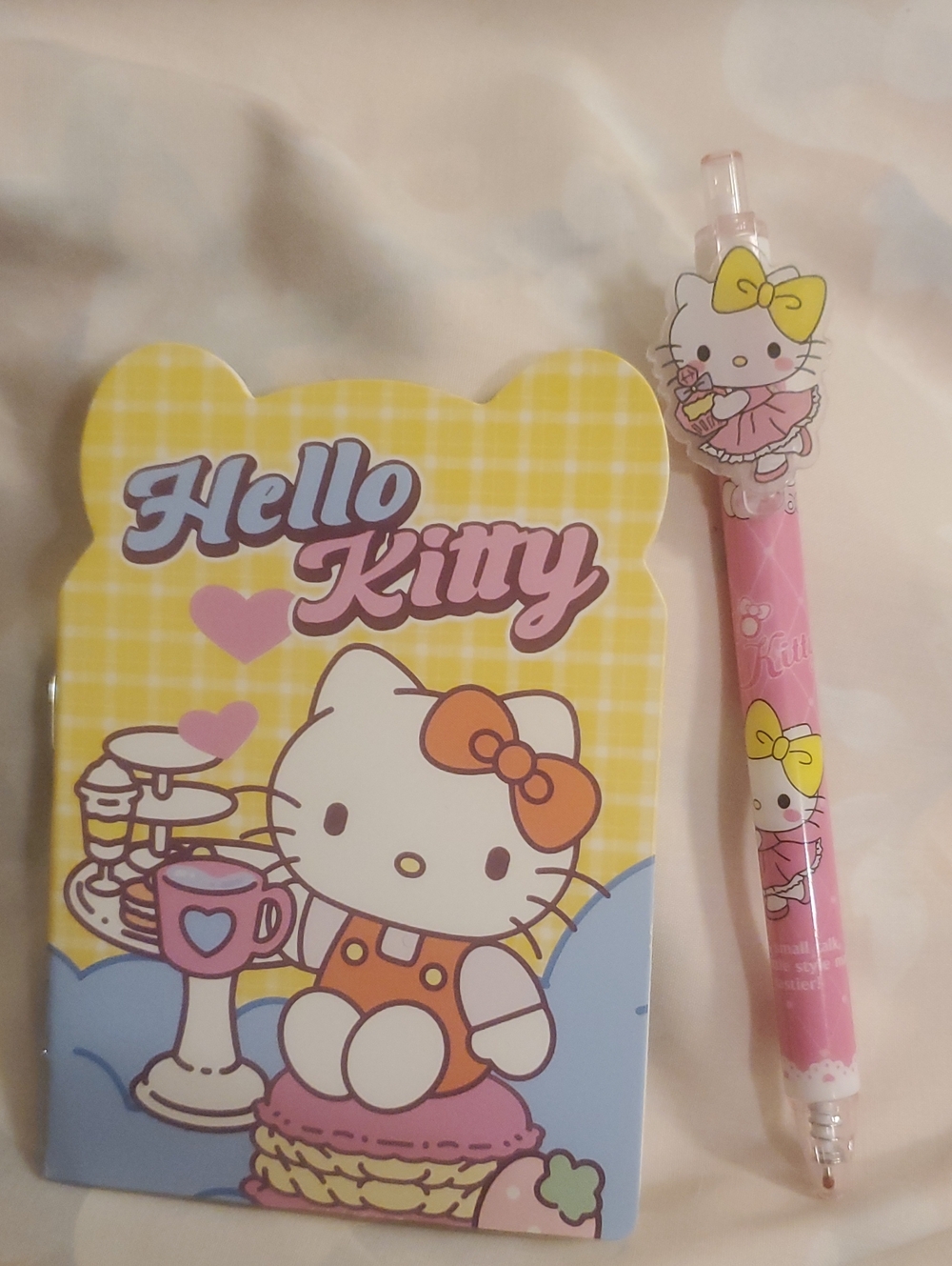 Hello Kitty Pen And Notebook New!